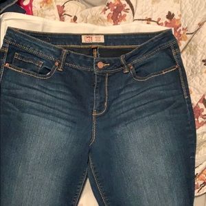 L.e.i jeans